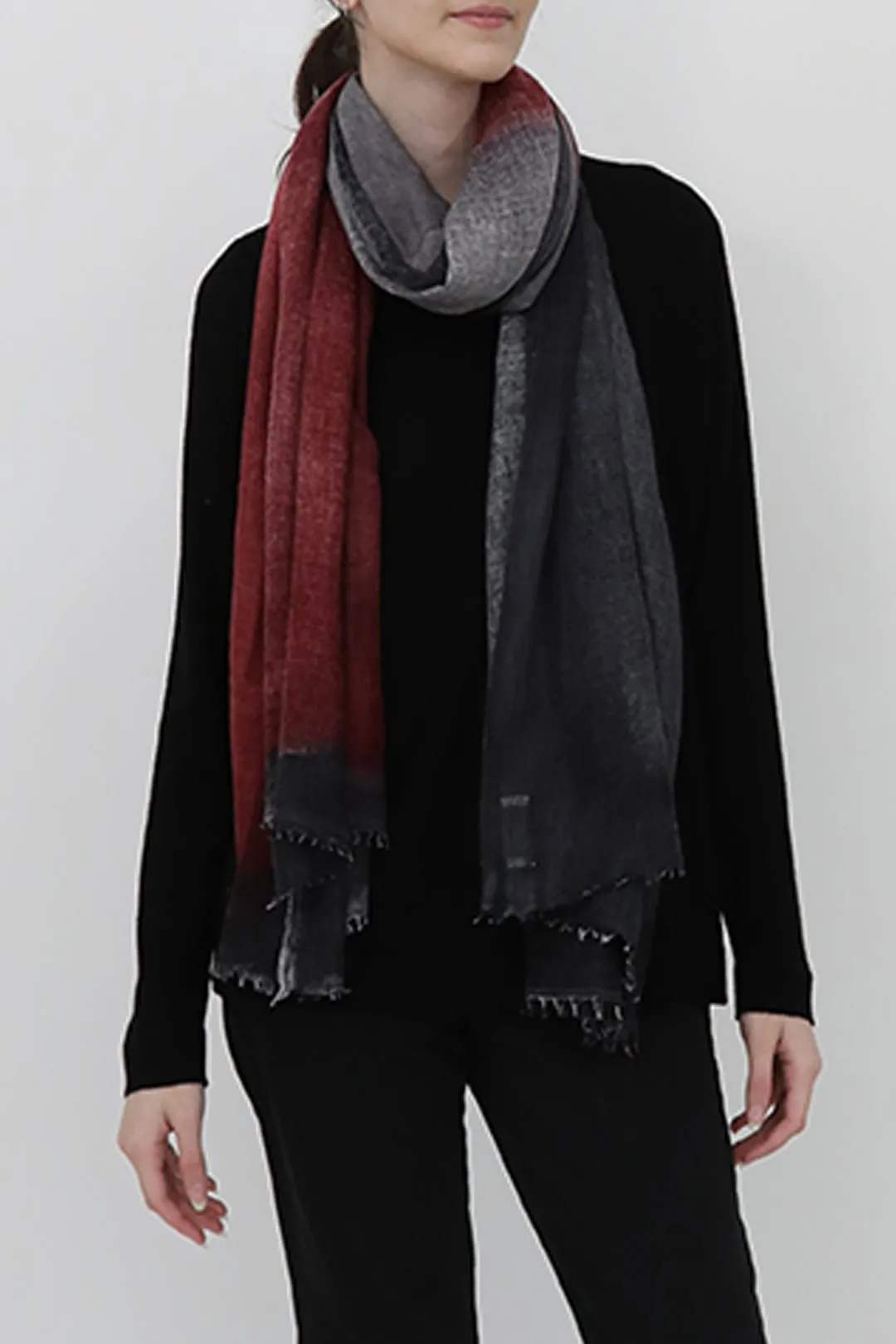 BORDEAUX CHARCOAL SCARF IN HAND DYED CASHMERE