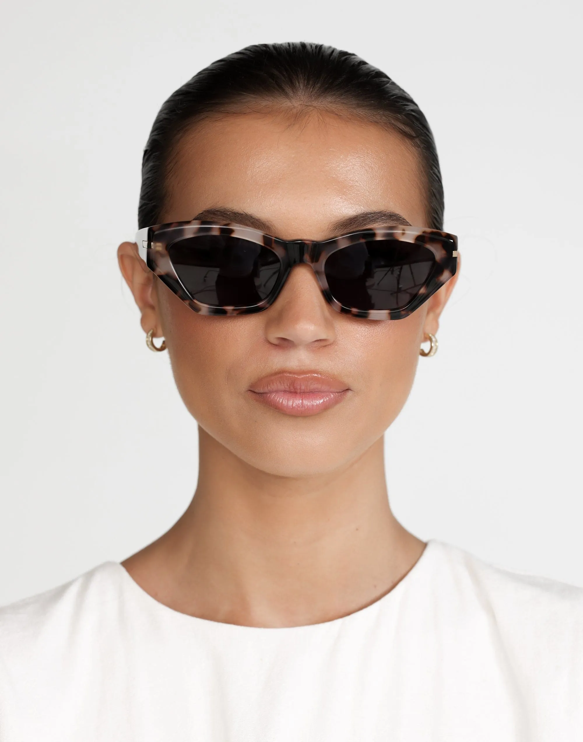 The Ellingson Sunglasses (Marble Tort Jet) - By Banbé